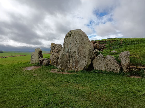 Avebury circular walk