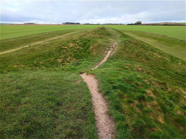 Avebury circular walk